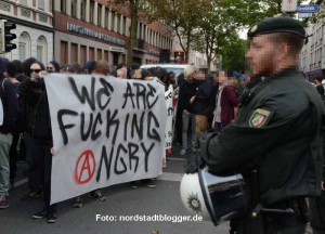 350 people names peacefully participate in the spontaneously organized demonstration against the eviction of the Avanti Center in the Albertus Magnus Church.