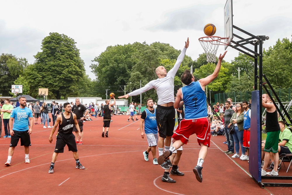 do-Streetbasketball-Tour