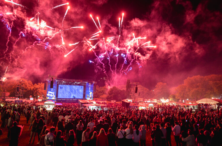 Zur Eröffnung des Fanfests gab es unter anderem ein Feuerwerk.