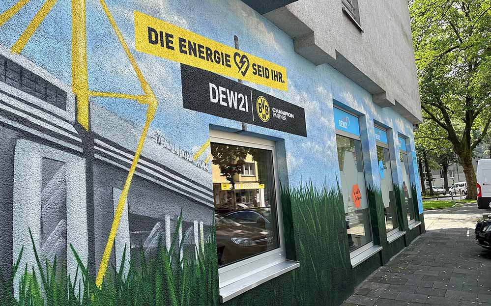 Das „Expresscenter“ erstrahlt im BVB-Graffiti-Design am Borsigplatz.