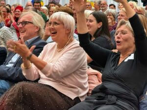 Teils sehr unterhaltsam waren die Impulse - Ulrich Langhorst, Claudia Roth und Daniela Schneckenburger hatten Spaß.