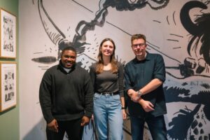 Das Team hinter "Black Comics": v.l. Fabrice Tenembot (Afrikultur), Sophia Paplowski (schauraum: comic + cartoon), Alexander Braun (Kurator)