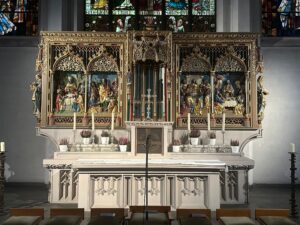 Der historische Altar der Antonius-Kirche.